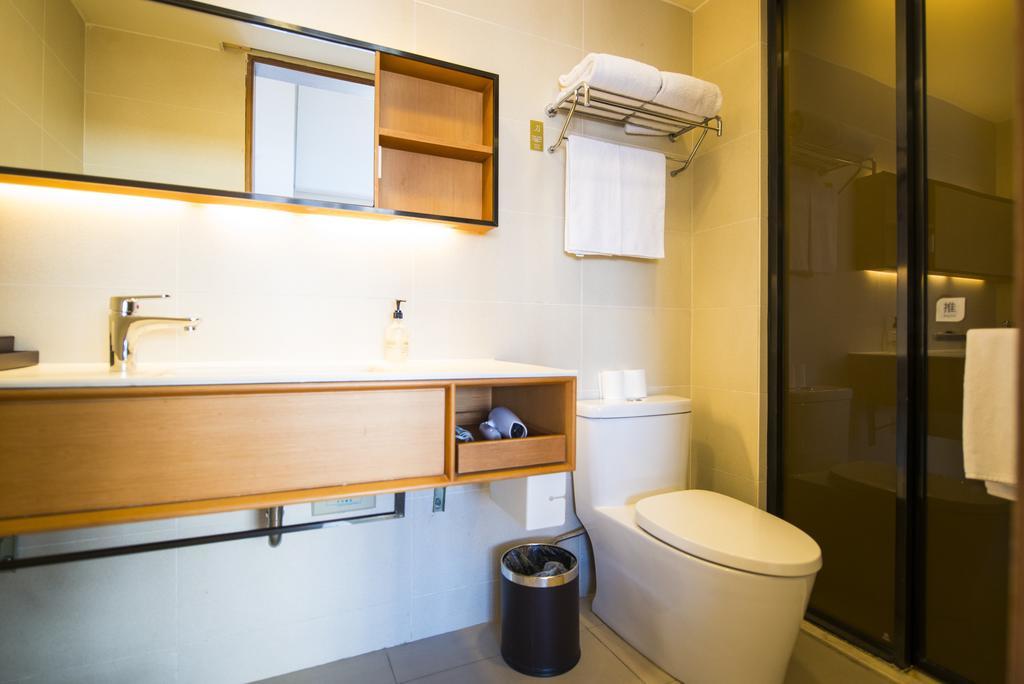 Ji Hotel Shanghai Lujiazui Dış mekan fotoğraf